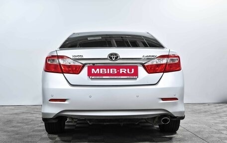 Toyota Camry, 2012 год, 1 620 000 рублей, 5 фотография