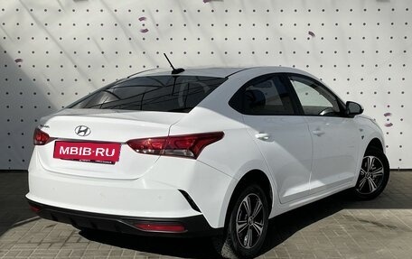 Hyundai Solaris II рестайлинг, 2021 год, 2 160 000 рублей, 4 фотография