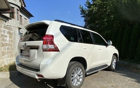 Toyota Land Cruiser Prado 150 рестайлинг 2, 2016 год, 6 125 000 рублей, 3 фотография