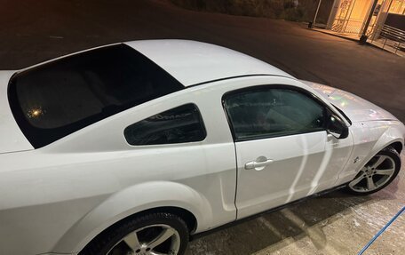 Ford Mustang VI рестайлинг, 2005 год, 500 000 рублей, 4 фотография