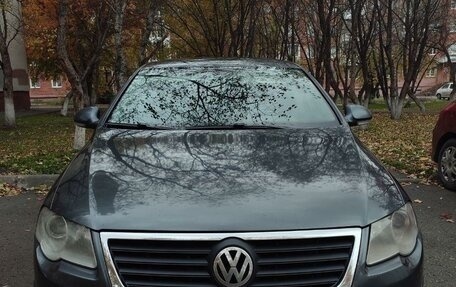 Volkswagen Passat B6, 2010 год, 850 000 рублей, 4 фотография