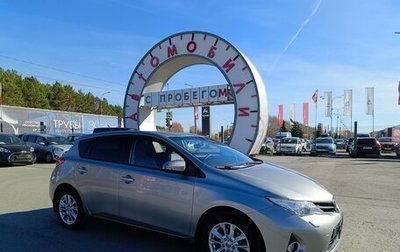 Toyota Auris II, 2013 год, 1 369 995 рублей, 1 фотография