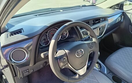 Toyota Auris II, 2013 год, 1 369 995 рублей, 10 фотография