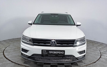 Volkswagen Tiguan II, 2018 год, 2 734 000 рублей, 2 фотография