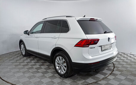 Volkswagen Tiguan II, 2018 год, 2 734 000 рублей, 7 фотография