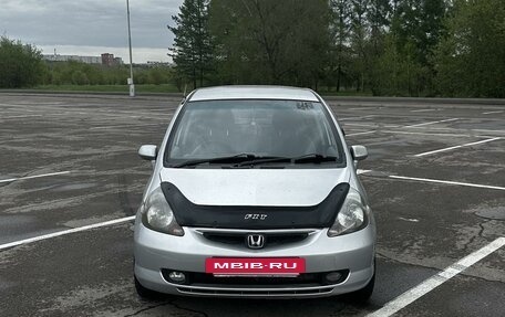 Honda Fit III, 2002 год, 515 000 рублей, 2 фотография