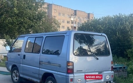 Mitsubishi Delica III, 1989 год, 90 000 рублей, 3 фотография