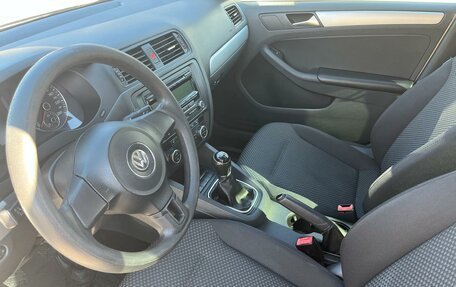 Volkswagen Jetta VI, 2012 год, 1 070 000 рублей, 9 фотография