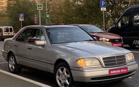 Mercedes-Benz C-Класс, 1997 год, 450 000 рублей, 1 фотография