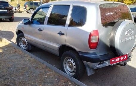 Chevrolet Niva I рестайлинг, 2004 год, 270 000 рублей, 3 фотография