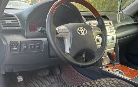 Toyota Camry, 2008 год, 800 000 рублей, 5 фотография