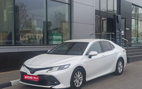 Toyota Camry, 2019 год, 2 895 000 рублей, 1 фотография