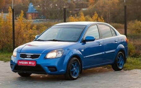 KIA Rio II, 2011 год, 790 000 рублей, 1 фотография