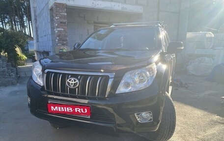 Toyota Land Cruiser Prado 150 рестайлинг 2, 2012 год, 3 070 000 рублей, 14 фотография