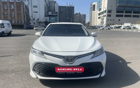 Toyota Camry, 2018 год, 2 099 000 рублей, 14 фотография