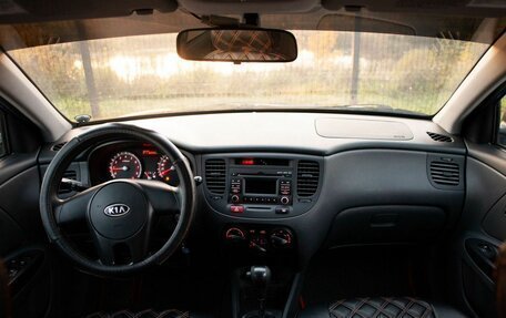 KIA Rio II, 2011 год, 790 000 рублей, 21 фотография