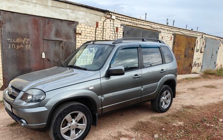 Chevrolet Niva I рестайлинг, 2016 год, 900 000 рублей, 1 фотография