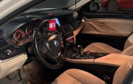 BMW 5 серия, 2012 год, 1 900 000 рублей, 8 фотография