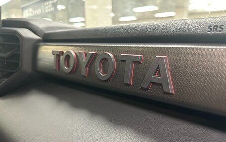 Toyota Sequoia, 2024 год, 16 449 000 рублей, 34 фотография