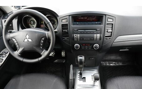 Mitsubishi Pajero IV, 2012 год, 2 009 000 рублей, 9 фотография