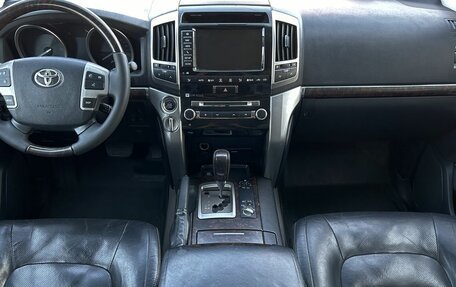 Toyota Land Cruiser 200, 2012 год, 2 930 000 рублей, 14 фотография