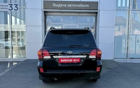 Toyota Land Cruiser 200, 2012 год, 2 930 000 рублей, 6 фотография