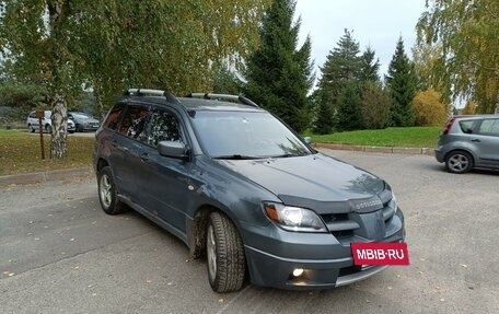 Mitsubishi Outlander III рестайлинг 3, 2004 год, 370 000 рублей, 3 фотография