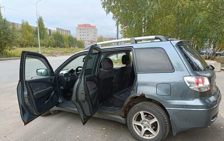 Mitsubishi Outlander III рестайлинг 3, 2004 год, 370 000 рублей, 8 фотография