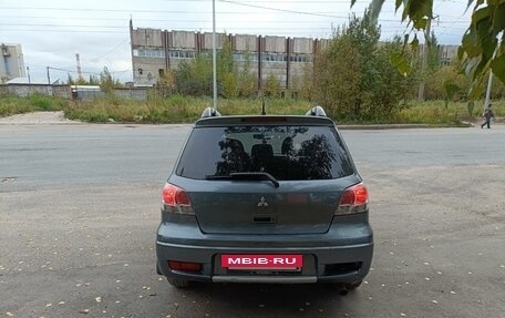 Mitsubishi Outlander III рестайлинг 3, 2004 год, 370 000 рублей, 6 фотография