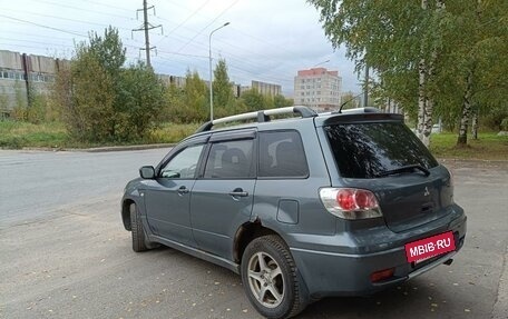 Mitsubishi Outlander III рестайлинг 3, 2004 год, 370 000 рублей, 7 фотография