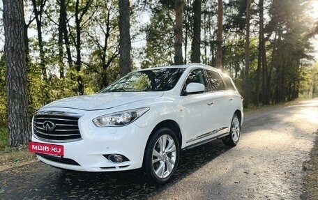 Infiniti QX60 I рестайлинг, 2014 год, 1 897 000 рублей, 3 фотография