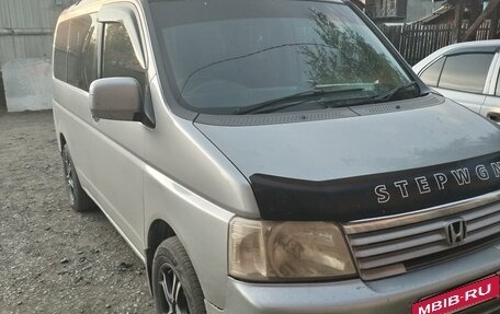 Honda Stepwgn II рестайлинг, 2001 год, 780 000 рублей, 6 фотография