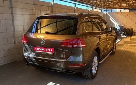 Volkswagen Touareg III, 2013 год, 2 250 000 рублей, 11 фотография