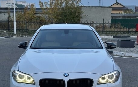 BMW 5 серия, 2014 год, 1 950 000 рублей, 2 фотография