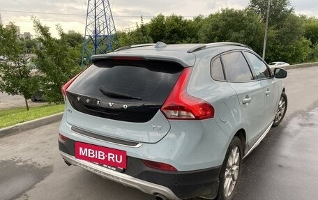 Volvo V40 Cross Country I, 2017 год, 1 800 000 рублей, 4 фотография