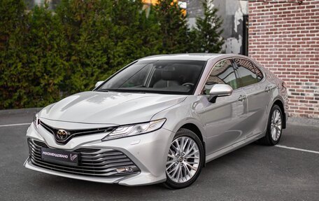 Toyota Camry, 2021 год, 3 990 000 рублей, 3 фотография