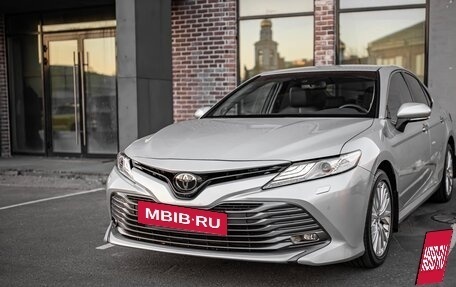 Toyota Camry, 2021 год, 3 990 000 рублей, 18 фотография