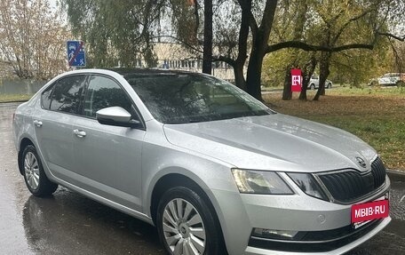 Skoda Octavia, 2018 год, 1 880 000 рублей, 4 фотография