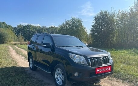 Toyota Land Cruiser Prado 150 рестайлинг 2, 2010 год, 2 300 000 рублей, 4 фотография