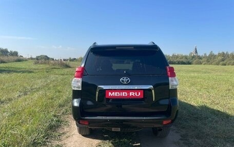 Toyota Land Cruiser Prado 150 рестайлинг 2, 2010 год, 2 300 000 рублей, 7 фотография