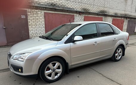 Ford Focus II рестайлинг, 2005 год, 580 000 рублей, 2 фотография