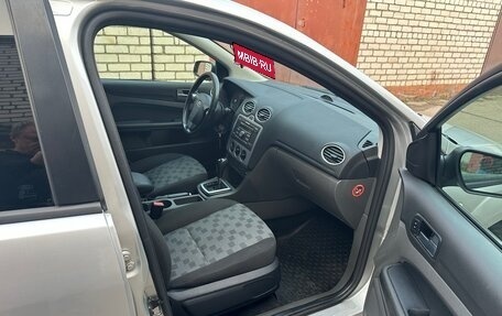 Ford Focus II рестайлинг, 2005 год, 580 000 рублей, 10 фотография