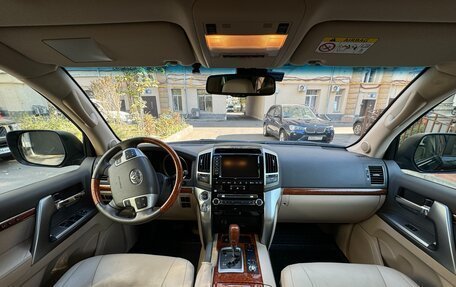 Toyota Land Cruiser 200, 2014 год, 5 500 000 рублей, 17 фотография