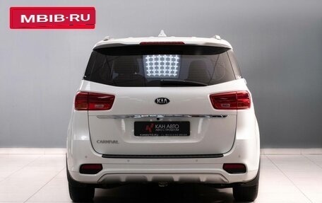 KIA Carnival III, 2018 год, 3 130 000 рублей, 5 фотография