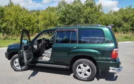 Toyota Land Cruiser 100 рестайлинг 2, 2000 год, 2 100 000 рублей, 3 фотография