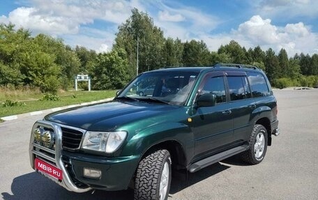 Toyota Land Cruiser 100 рестайлинг 2, 2000 год, 2 100 000 рублей, 1 фотография