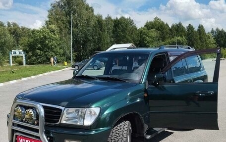 Toyota Land Cruiser 100 рестайлинг 2, 2000 год, 2 100 000 рублей, 5 фотография