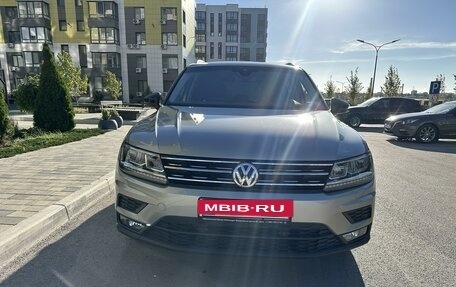 Volkswagen Tiguan II, 2019 год, 2 935 000 рублей, 2 фотография