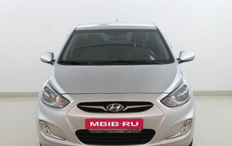 Hyundai Solaris II рестайлинг, 2013 год, 775 000 рублей, 2 фотография