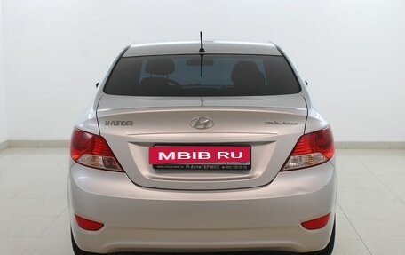 Hyundai Solaris II рестайлинг, 2013 год, 775 000 рублей, 3 фотография